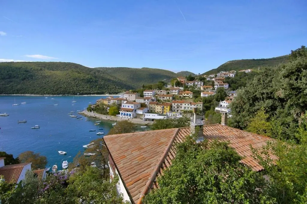 Holiday House In Labin With Terrace, Air Conditioning, W-Lan, Washing Machine 0*, לאבין