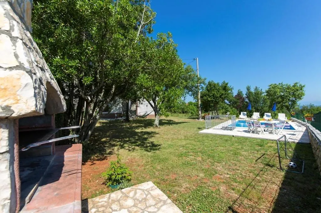 Holiday House In Labin With Terrace, Air Conditioning, W-Lan, Washing Machine